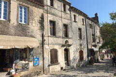 Les Baux-de-Provence⁩