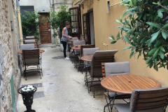 Arles